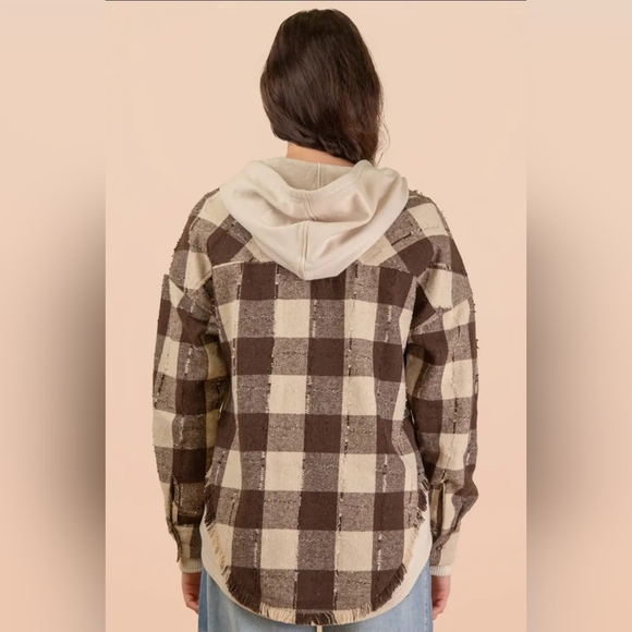 Oversized Flannel Hooded Button Down Jacket - Picture 5 of 5